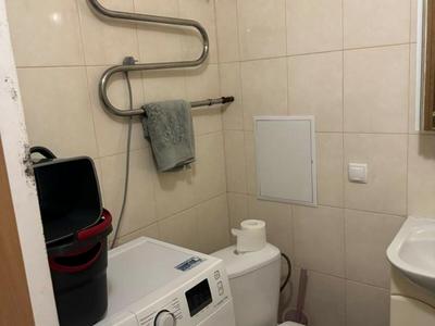 квартира за адресою Молодіжна вул., 12/1