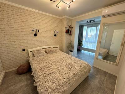 квартира за адресою Світлова, 42А