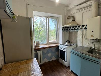 квартира за адресою Космонавтів вул., 1