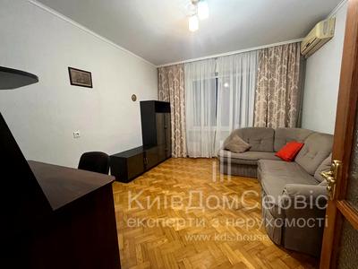 квартира по адресу Соломии Крушельницкой ул., 3-А