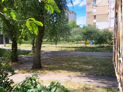 коммерческая по адресу Лісківська, 8/24