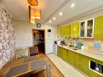 квартира за адресою Урлівська вул., 34