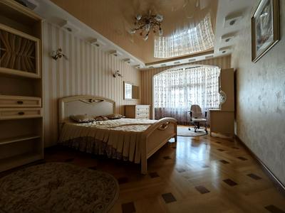 квартира за адресою Осіння вул., 33