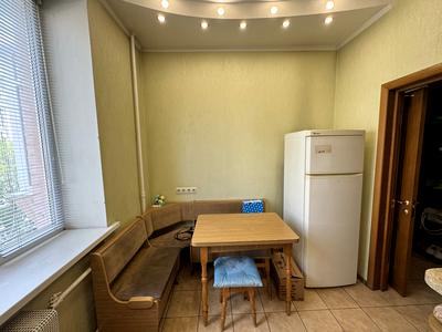 квартира за адресою Шота Руставелі вул., 27