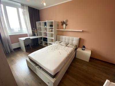 квартира за адресою Академіка Заболотного вул., 15-Б