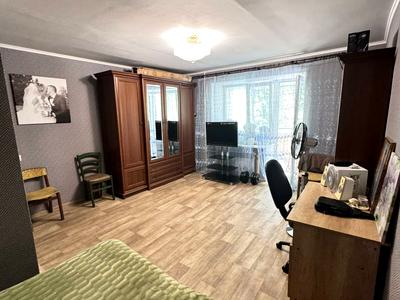 квартира за адресою Євгена Танцюри вул., 49