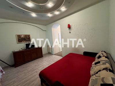 квартира за адресою Утьосова вул., 6