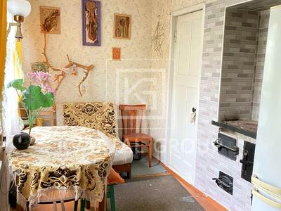 дом по адресу горіхова, 58