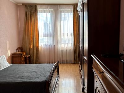 квартира за адресою Шота Руставелі вул., 44