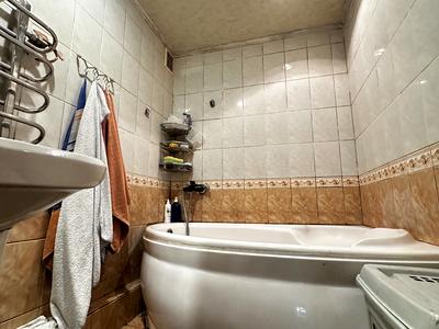 квартира за адресою Небесної Сотні просп. (Маршала Жукова), 10/6