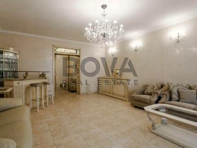 квартира за адресою Кропивницького вул., 8