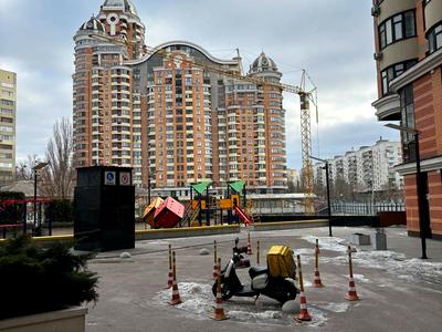 квартира по адресу Леси Украинки бульв., 7-В
