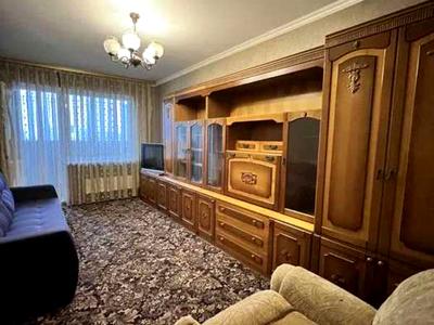 квартира за адресою Ревуцького вул., 10/2