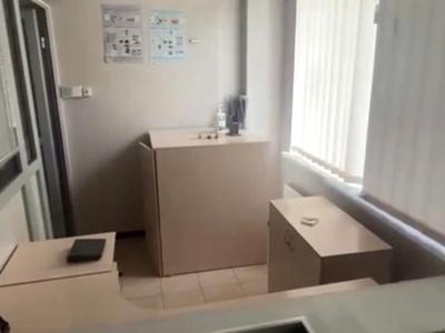комерційна за адресою Регенераторна вул., 4-5