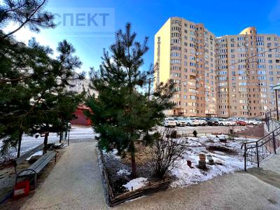 комерційна за адресою Харківська вул., 3/2