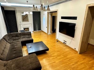 квартира за адресою Панаса Мирного вул., 4