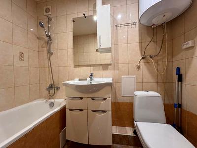 квартира за адресою Героїв просп., 19