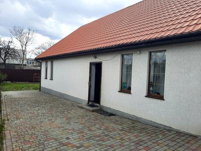 дом по адресу п. Усатово, Комарова, 222