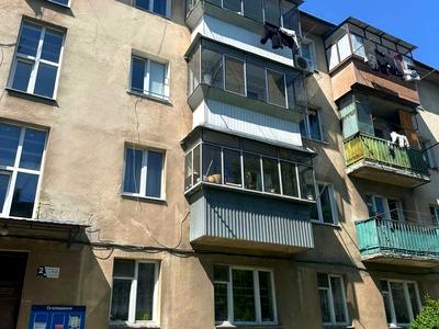 квартира за адресою Братів Дужих вул. (Володимира Комарова), 22