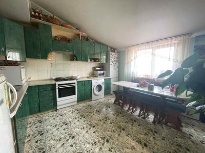 квартира по адресу Коновальца ул., 3