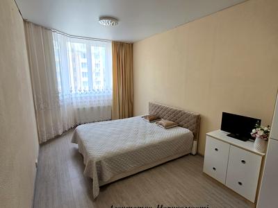 квартира за адресою Братська вул., 12
