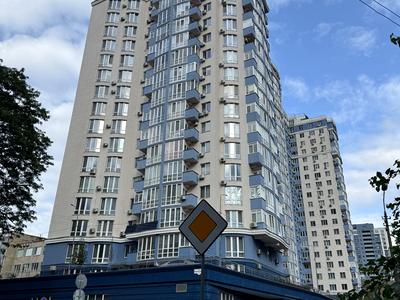 квартира за адресою Кирило-Мефодіївська вул., 2