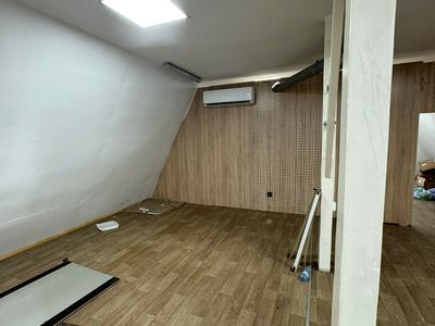комерційна за адресою Львівська вул., 54