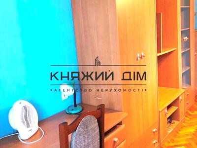 квартира по адресу Печенежская ул., 1/7