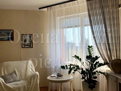 квартира за адресою Осіння вул., 33