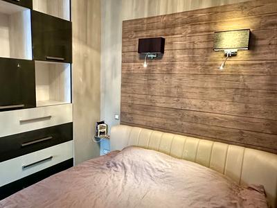 квартира за адресою Патріарха Мстислава Скрипника вул., 40