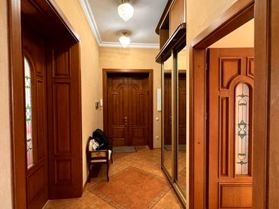 квартира за адресою Олекси Новаківського вул., 8