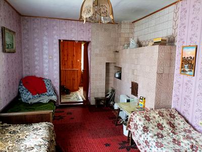 будинок за адресою жовтнева