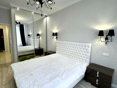 квартира за адресою Джона Маккейна вул. (Івана Кудрі), 7