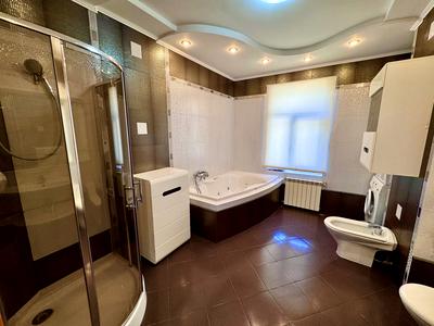 квартира за адресою Трьохсвятительська вул., 13