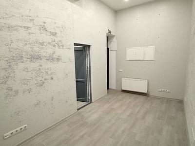 коммерческая по адресу Бунина, 27