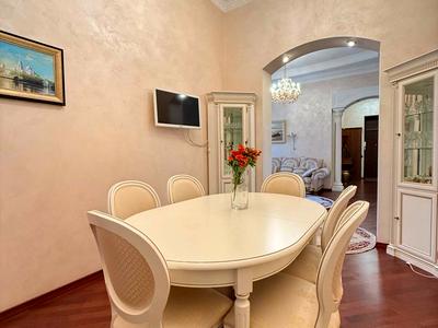 квартира за адресою Київ, Костельна вул., 8