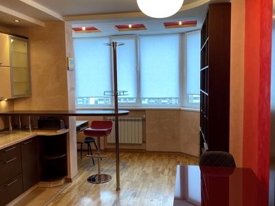 квартира за адресою Анни Ахматової вул., 35-А