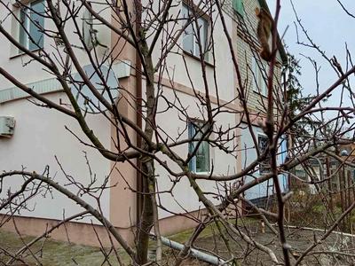 будинок за адресою Набережна