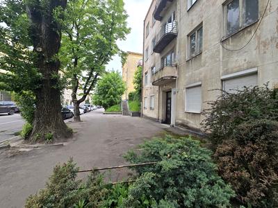 комерційна за адресою Генерала Тараса Чупринки вул. (Пушкіна), 80