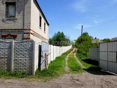 будинок за адресою смт. Безлюдівка, Полунична вул.
