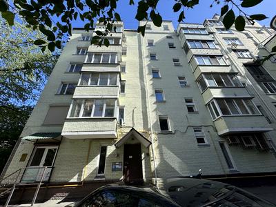 квартира по адресу Межигорская ул., 28