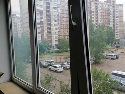 квартира за адресою Червоної Калини просп. (Володимира Маяковського), 81