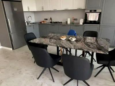 квартира за адресою Клеменова дача, 11