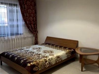 квартира за адресою Київ, Лариси Руденко вул., 21