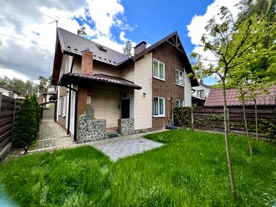 будинок за адресою Патріотів