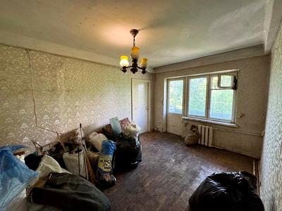 квартира по адресу Строителей ул., 16