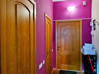 квартира за адресою Конституції просп., 40