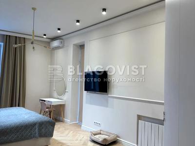 квартира по адресу Авиаконструктора Антонова ул., 2/32