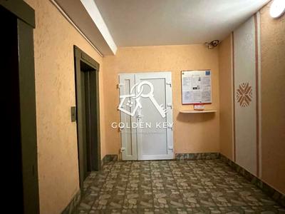 квартира по адресу 5-й Заречный микрорайон ул., 75