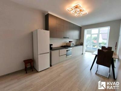 квартира за адресою Височана вул., 18